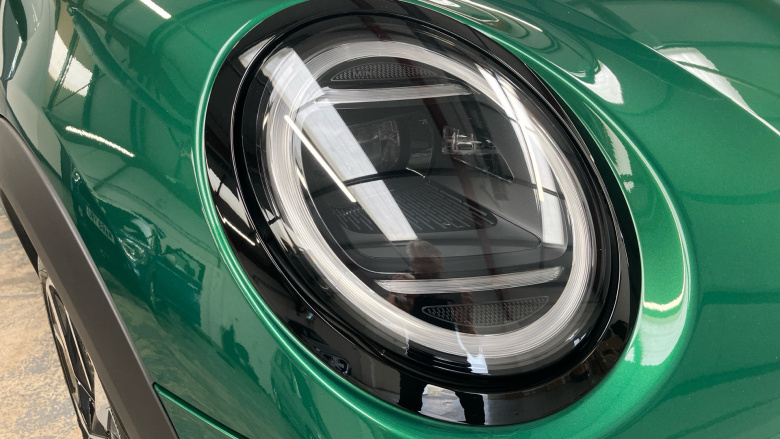 MINI Cooper 2.0 S Exclusive 3dr Auto Petrol Hatchback